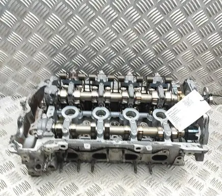 BMW 3 F30 F35 F31 Engine head 7580679