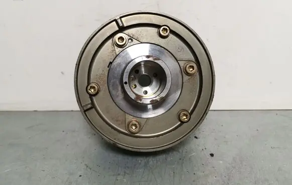 Subaru Forester SG Camshaft pulley/ VANOS M06