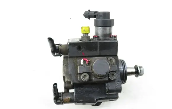 Hyundai i30 Fuel injection high pressure pump 0445010124 331002A410 0928400652