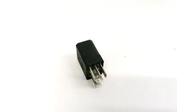 Iveco Daily 40.8 Other relay 504049024 67750