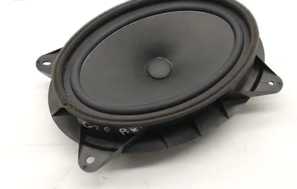 Subaru XV Front door speaker