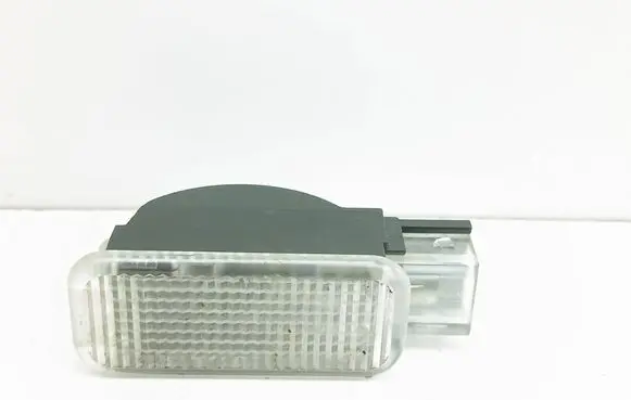 Volkswagen PASSAT B5.5 Other interior light 3B0947415B