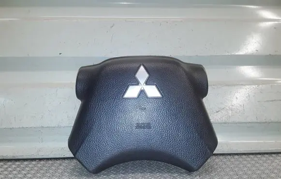 Mitsubishi Grandis Steering wheel airbag MN103444