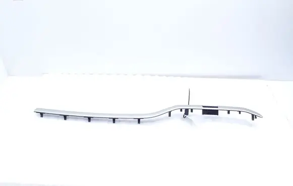 Dashboard glove box trim