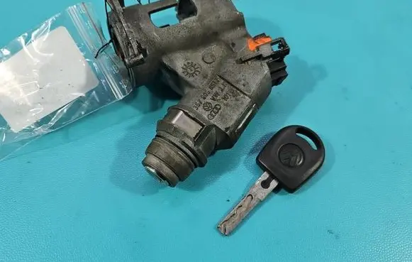 Volkswagen Lupo Ignition lock 357905851F IMPRK1527184
