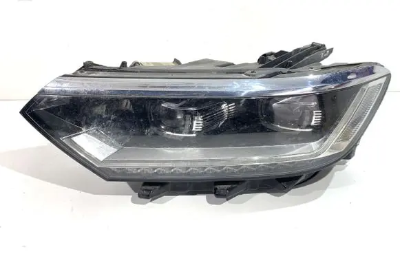 Volkswagen PASSAT B8 Headlight/headlamp 3G1941081H