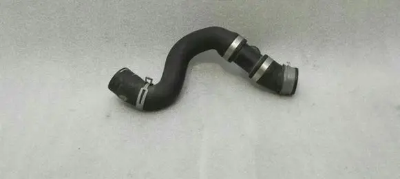Porsche Panamera (970) Engine coolant pipe/hose 97010640230