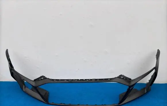 Audi R8 4S Front bumper 4S0807437D