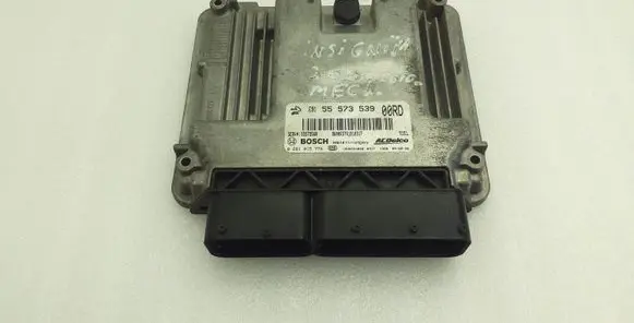 Opel Insignia A Engine control unit/module 55573539 0281015774
