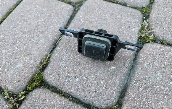 Toyota Corolla E210 E21 Tailgate opening switch 6871P1D 687