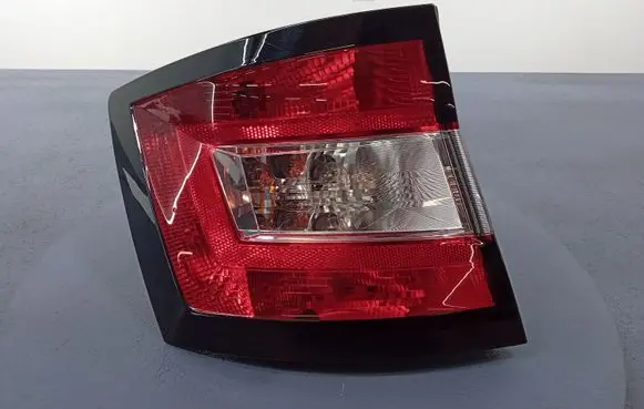 Skoda Fabia Mk3 (NJ) Rear/tail lights 6V9945095