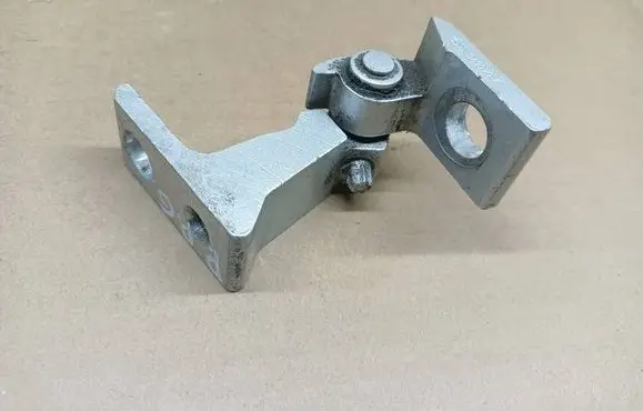 Skoda Superb B8 (3V) Front door lower hinge 