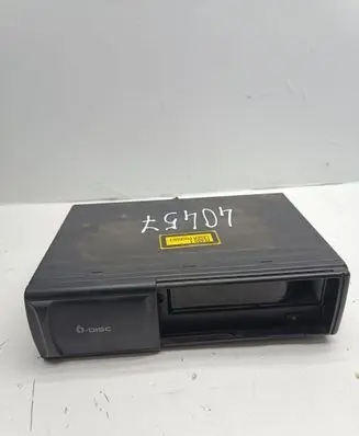 Volkswagen Touareg I CD/DVD changer 