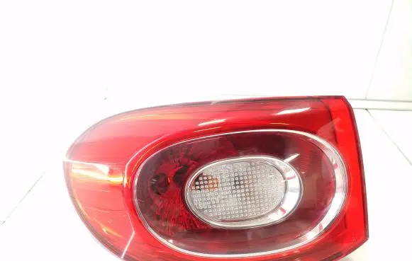 Volkswagen Tiguan Rear/tail lights 5N0945095H