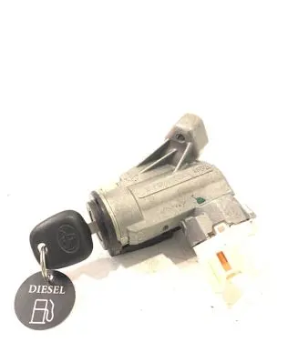 Toyota Yaris Ignition lock N0502245