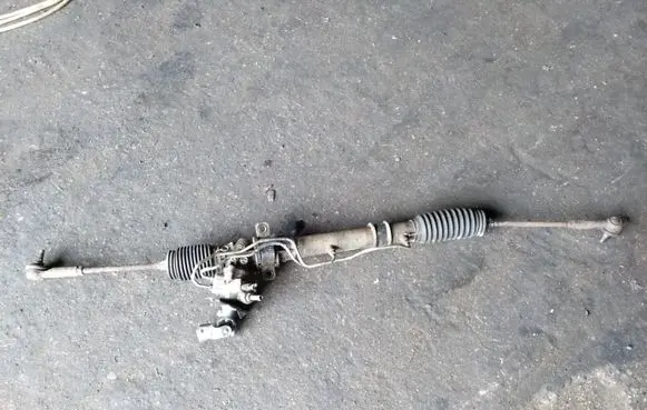Nissan Almera Steering rack