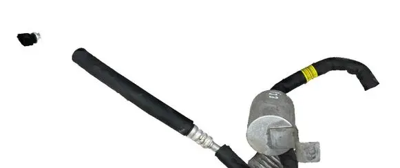 Air conditioning (A/C) pipe/hose