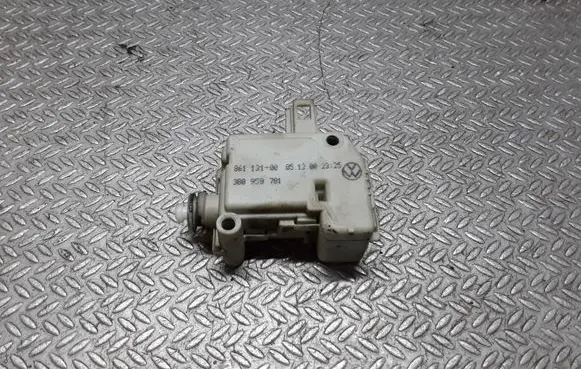 Seat Toledo II (1M) Central locking motor 3B0959781