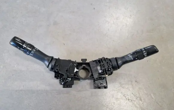 Toyota RAV 4 (XA30) Indicator stalk