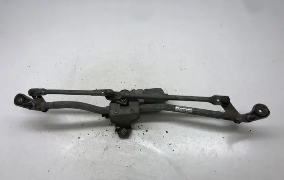 Audi A4 S4 B7 8E 8H Front wiper linkage and motor 8E1955119 0390241509 8e1955023e