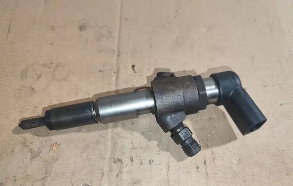 Ford Fiesta Fuel injector 9649574480