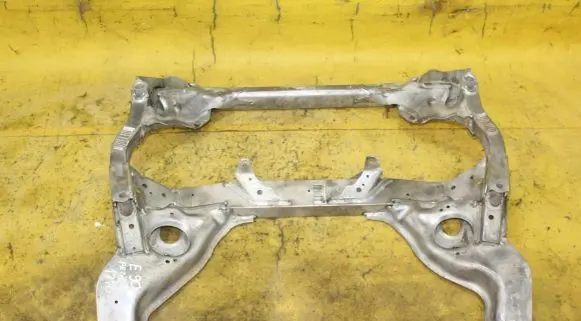 BMW 1 E81 E87 Front axle beam 