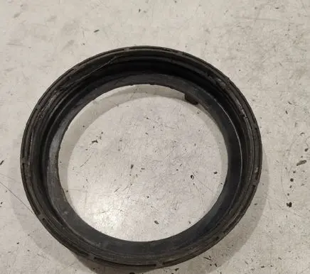 Peugeot 407 In tank fuel pump screw locking ring/nut 
