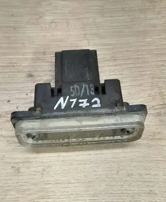 Mercedes-Benz E W211 Number plate light A2038200256 A046341 E6026006