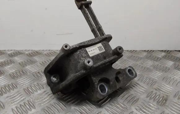 Audi A3 S3 8V Engine mount bracket 5Q0199262CS