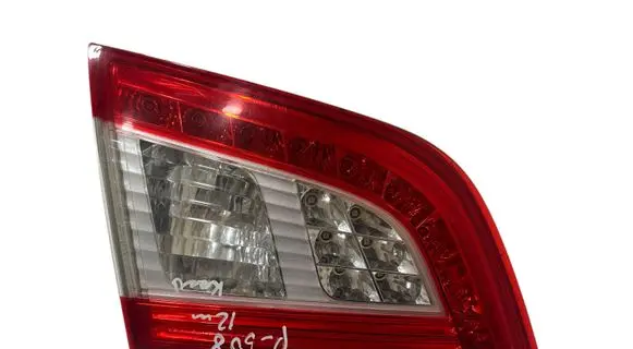 Peugeot 508 Tailgate rear/tail lights 9686780580 21052012 13521487