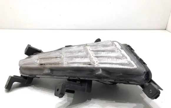 Hyundai i30 LED Daytime headlight 92208G4600