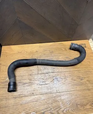 Volvo XC60 Oil cooling pipe 