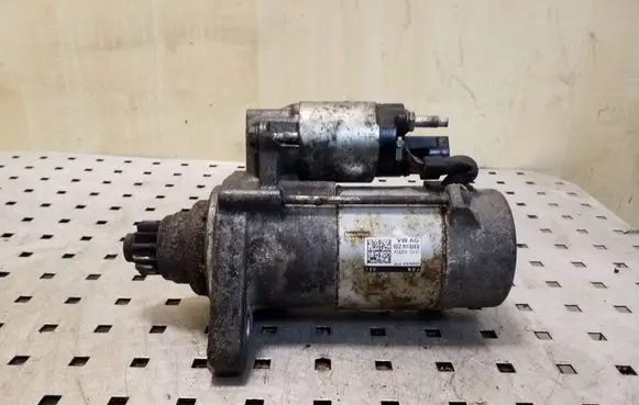 Volkswagen PASSAT B8 Starter motor 02Z911024B