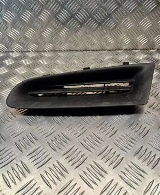 Renault Clio III Front bumper lower grill 1859431S16 8200682311