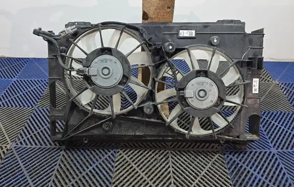 Toyota Auris E180 Electric radiator cooling fan 163630T080 1680001010 163630T090