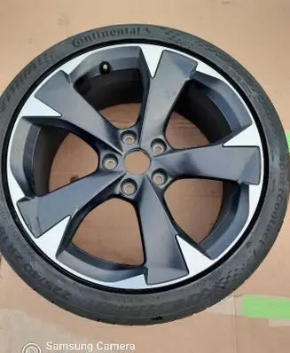 Seat Leon IV R18 alloy rim F5A601025H
