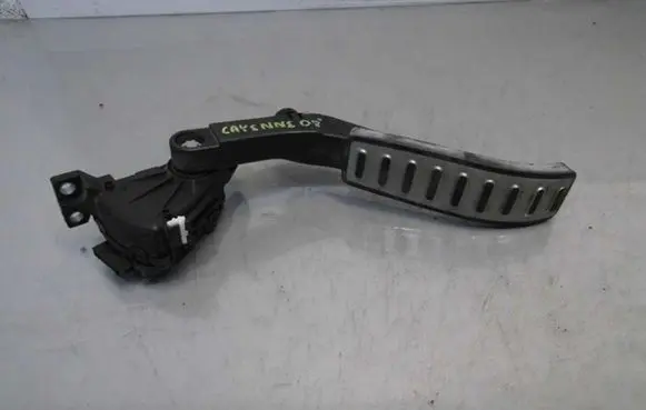 Porsche Cayenne (9PA) Accelerator throttle pedal 7L0723507D