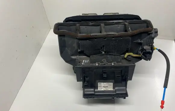 BMW X3 E83 Interior heater climate box assembly 3400552