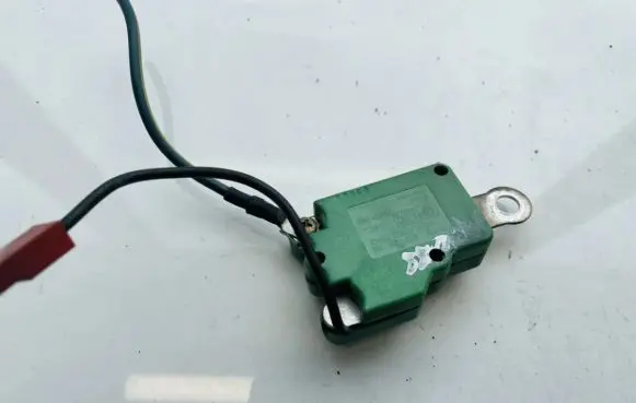 Antenna control unit