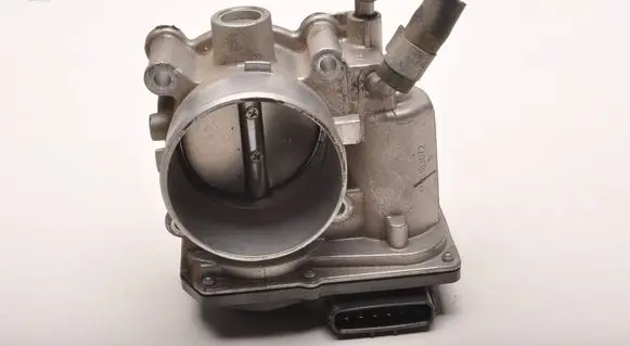 Hyundai i40 Electric throttle body valve 35100-2E000