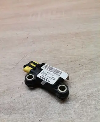Volvo S40, V40 Airbag deployment crash/impact sensor 30613044A F012350071