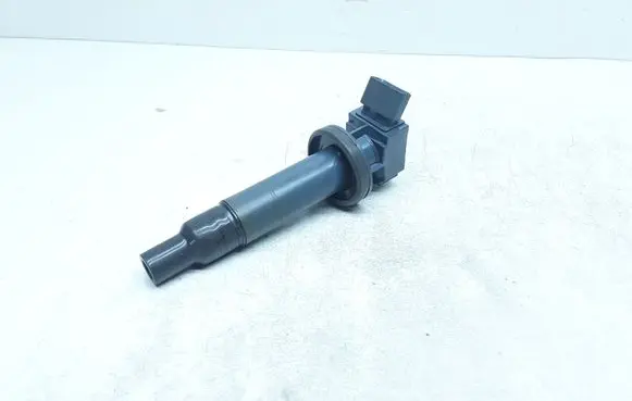 Toyota Corolla E120 E130 High voltage ignition coil GN10314