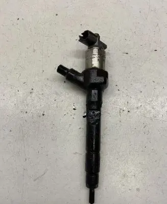 Mazda 6 Fuel injector R2AA13H50