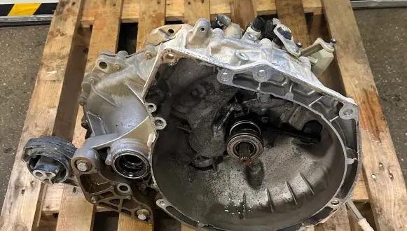 Ford Fiesta Manual 6 speed gearbox SFJK