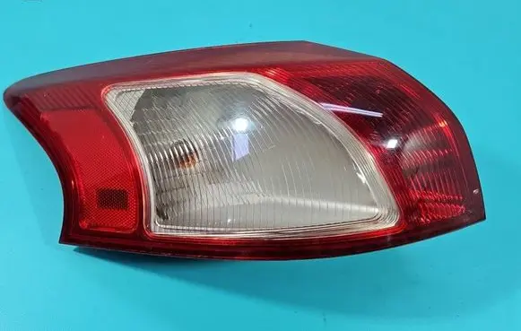 Mitsubishi Lancer VIII Rear/tail lights KOITO22087977 IMPRK1603042