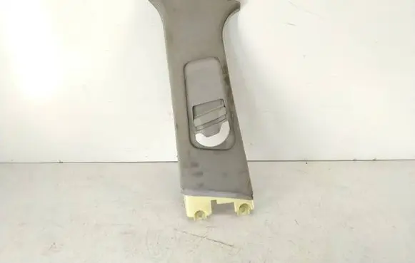 BMW 3 E46 (B) pillar trim (top) 8193779
