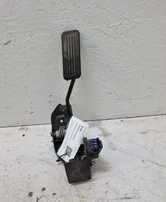 Toyota Corolla Verso AR10 Accelerator throttle pedal