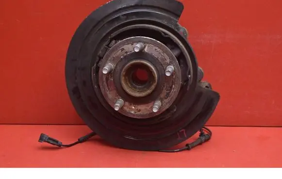 Jeep Grand Cherokee Front wheel hub spindle knuckle 