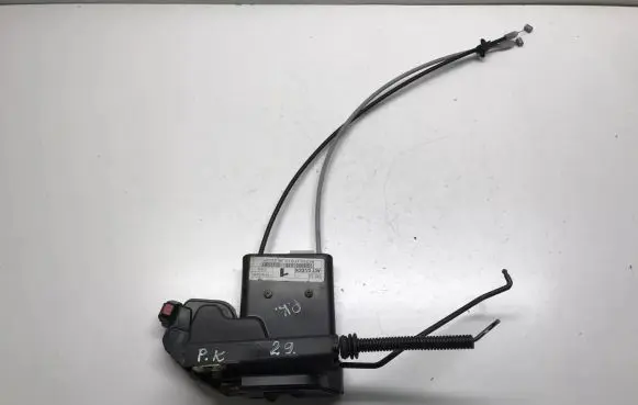 KIA Sportage Front door lock 813101F010