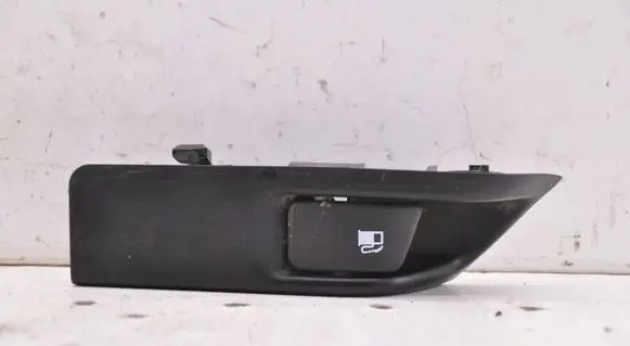 Toyota Prius (XW20) Fuel cap release pull handle 